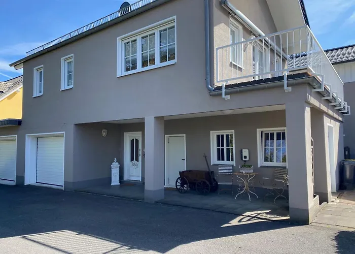 Gemuetliche 2 Zimmerwohnung 公寓 *